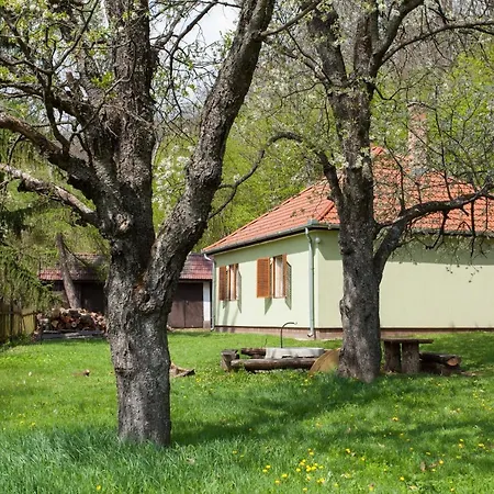 Oszlai Kulcsoshaz Lodge Eger